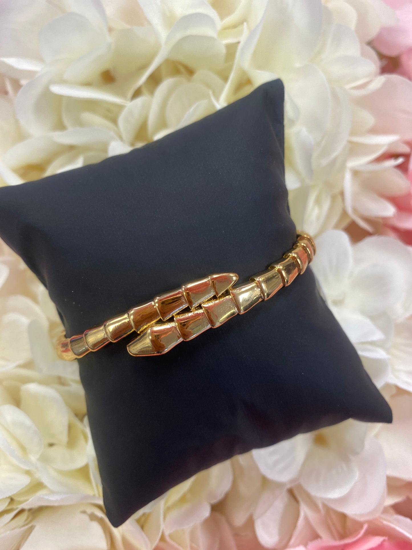Snake 🐍 Cuff Bracelet (stackable)