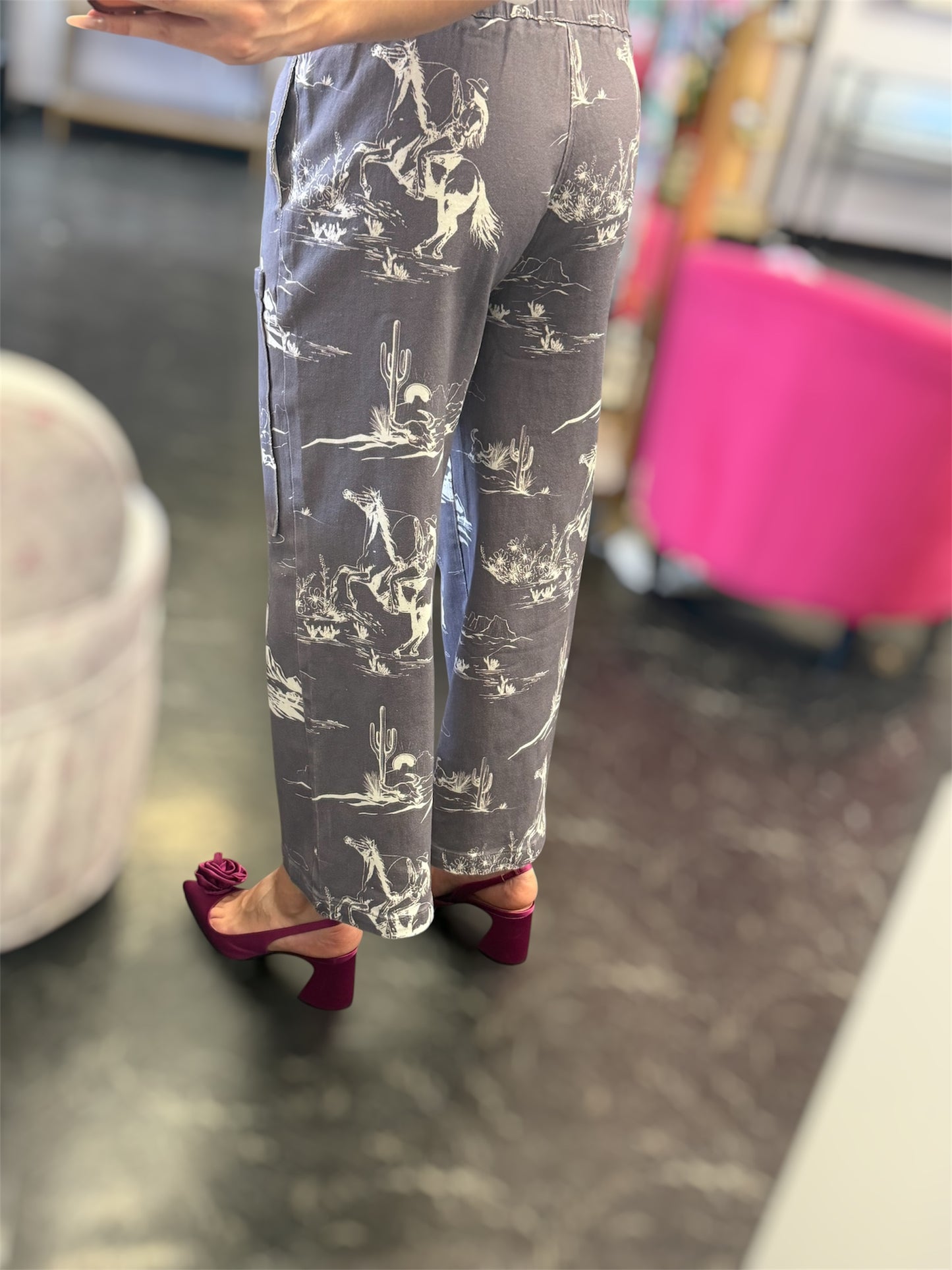 Western Stretchy Grey & White Jean With Pockets