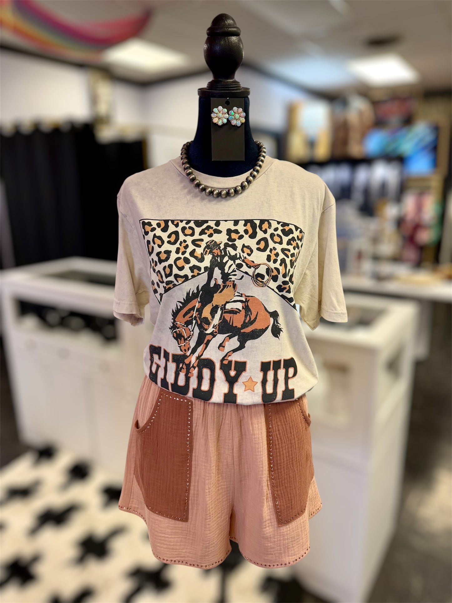 Elastic Shorts Stud Detail Color Block Shorts