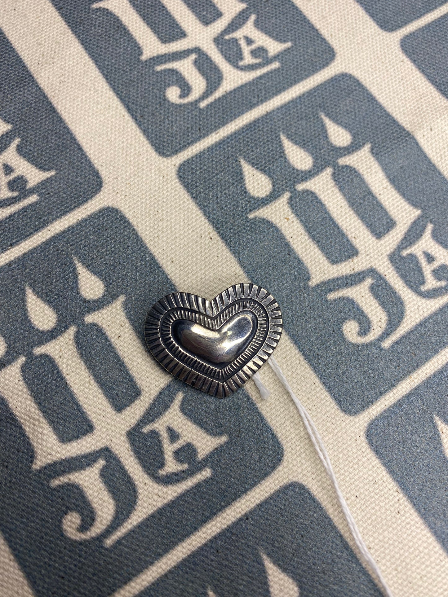 Retired James Avery heart brooch