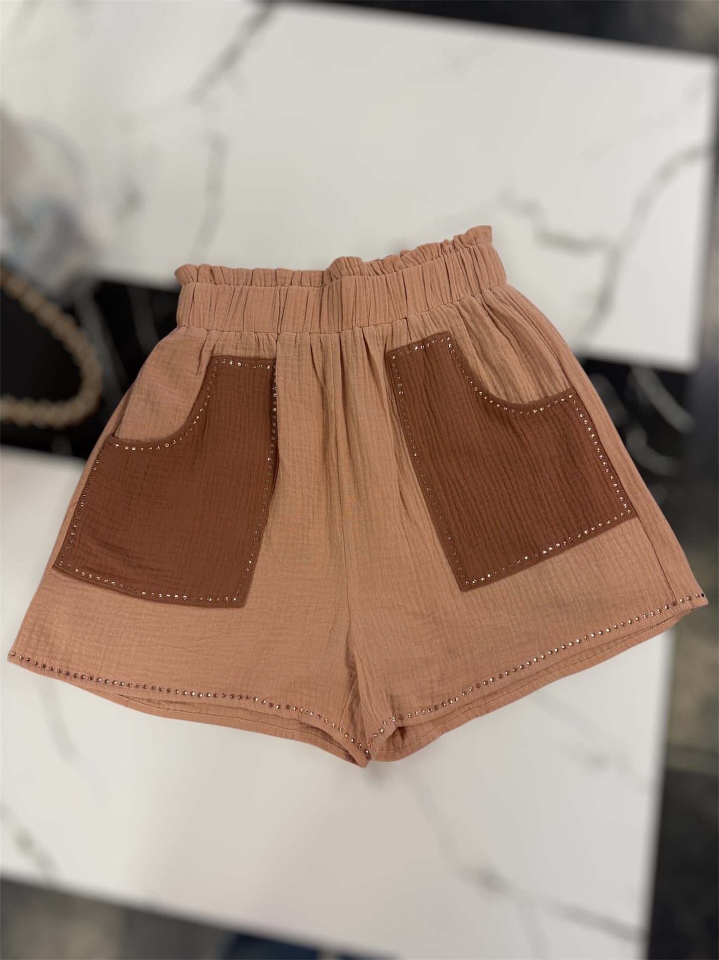 Elastic Shorts Stud Detail Color Block Shorts