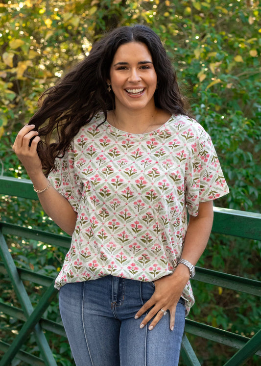 Basic Tee - Flower Fields