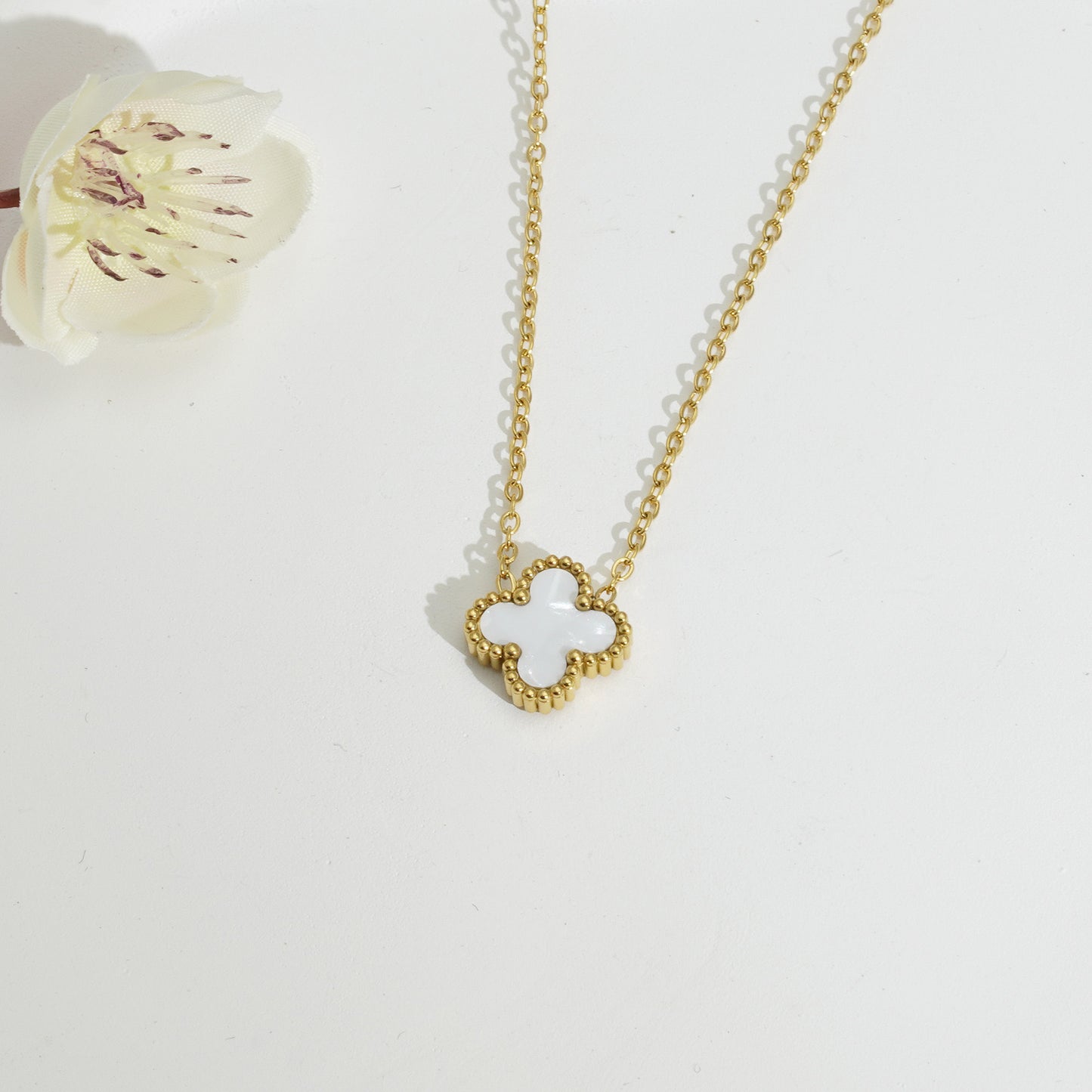 Clover Necklace Gold & Silver