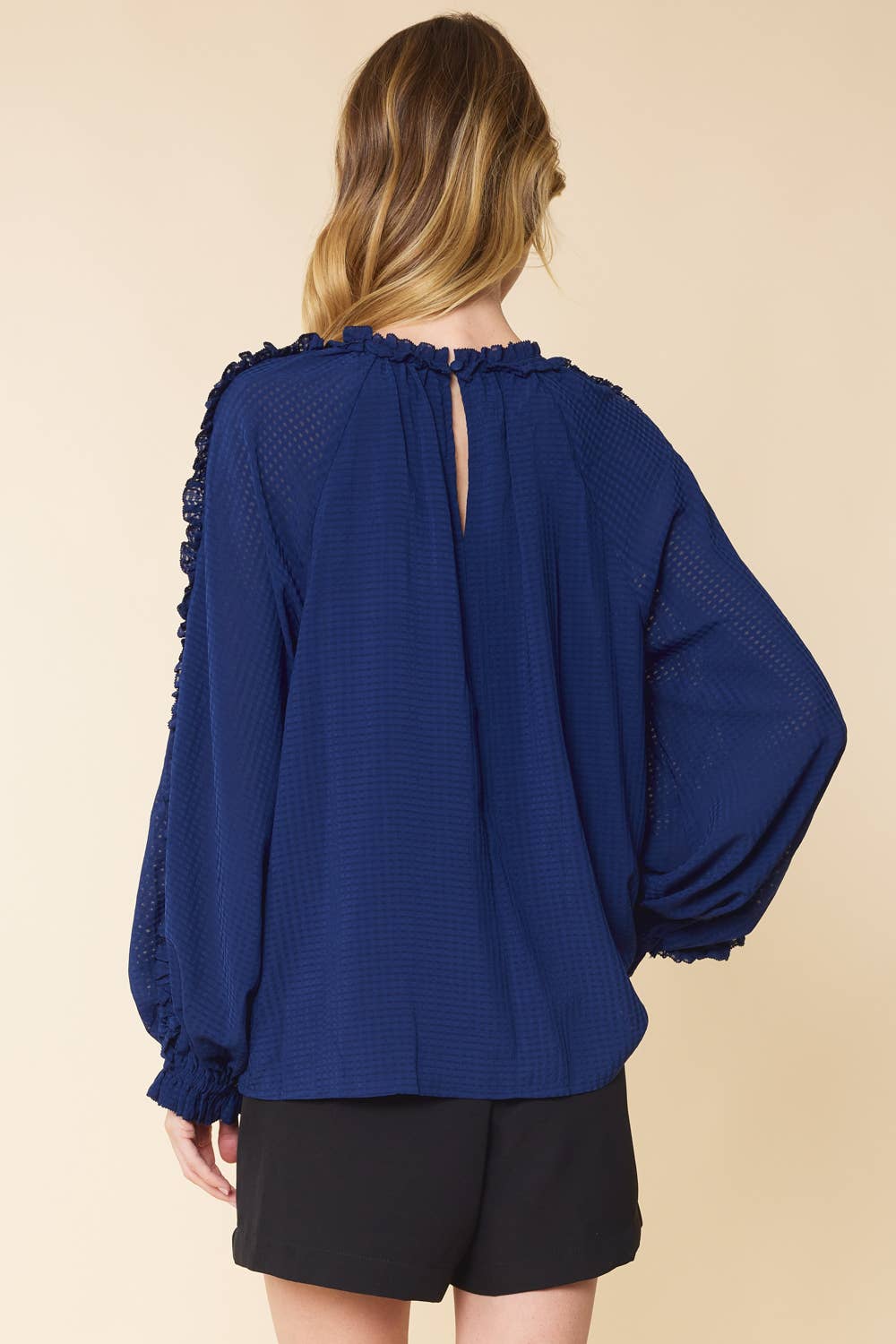 IT3464 - BURNOUT GINGHAM RUFFLED LONG SLEEVES TOP: BURGUNDY / M