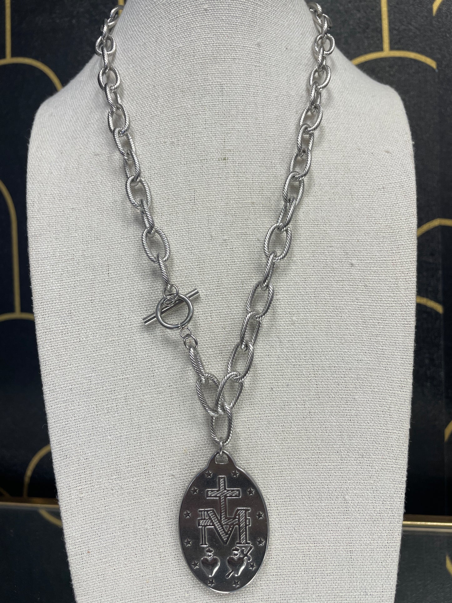 Silver Mary Big Toggle Necklace