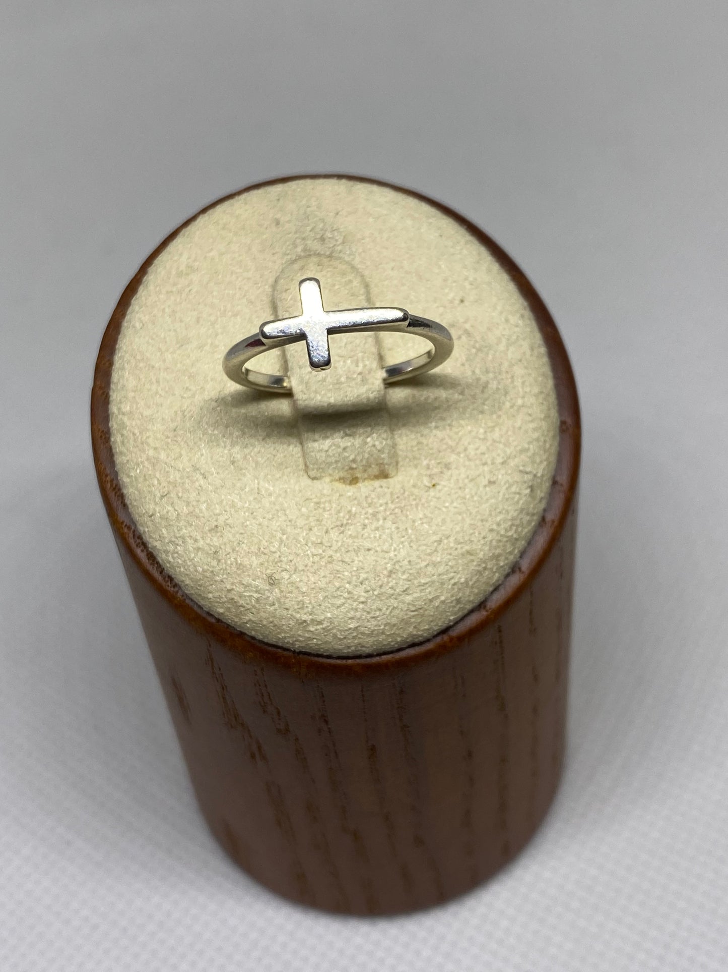 James Avery Horizon Cross Ring Size 5