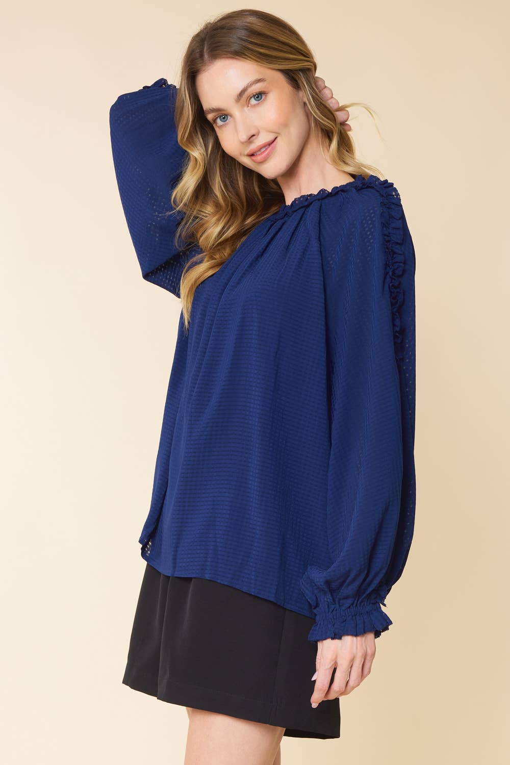 IT3464 - BURNOUT GINGHAM RUFFLED LONG SLEEVES TOP: BURGUNDY / L