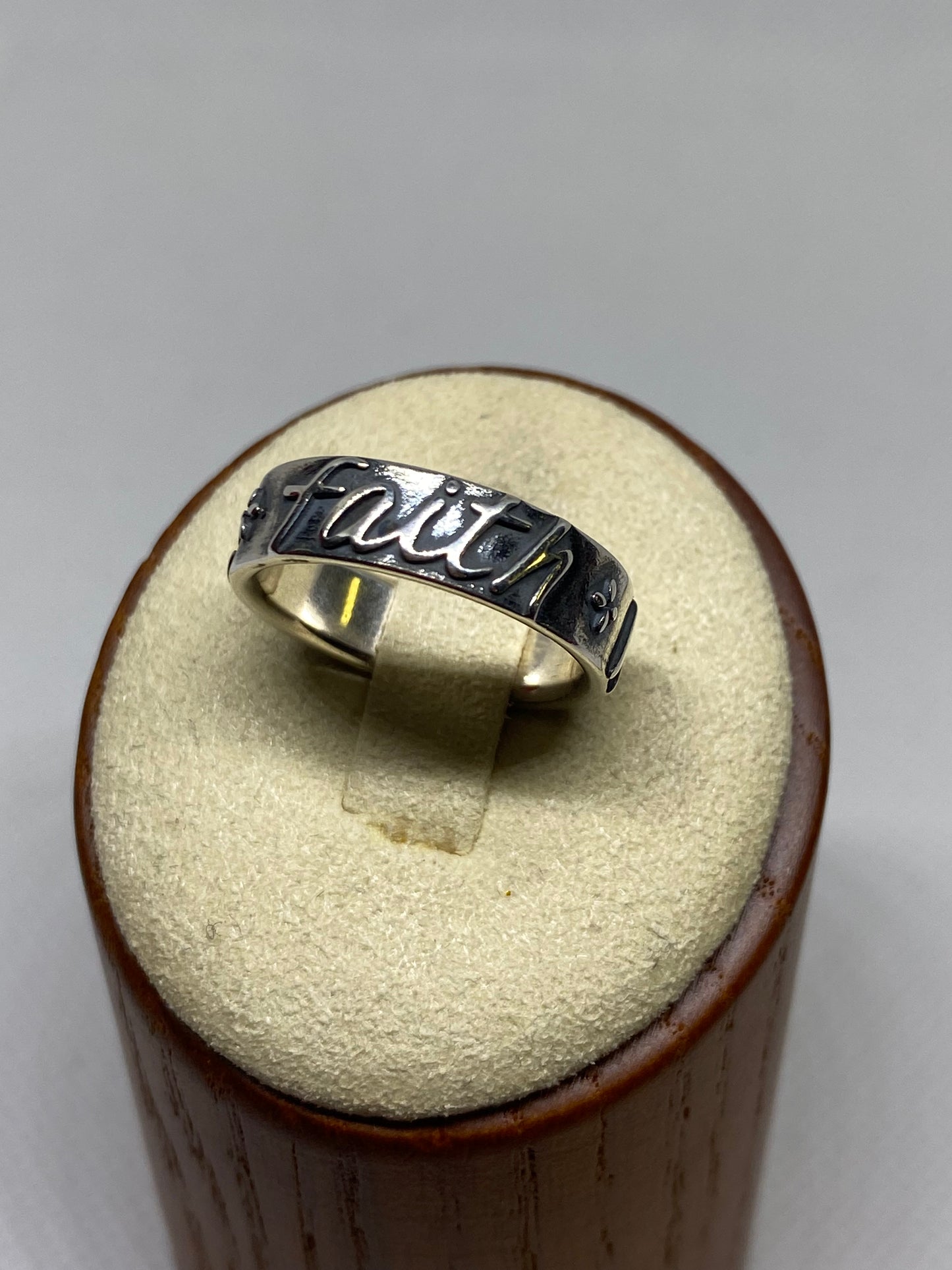 James Avery Retired Faith Hope Love Ring Size 7