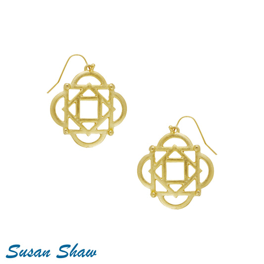 Gold Curved Square Cut-Out Wire Earrings