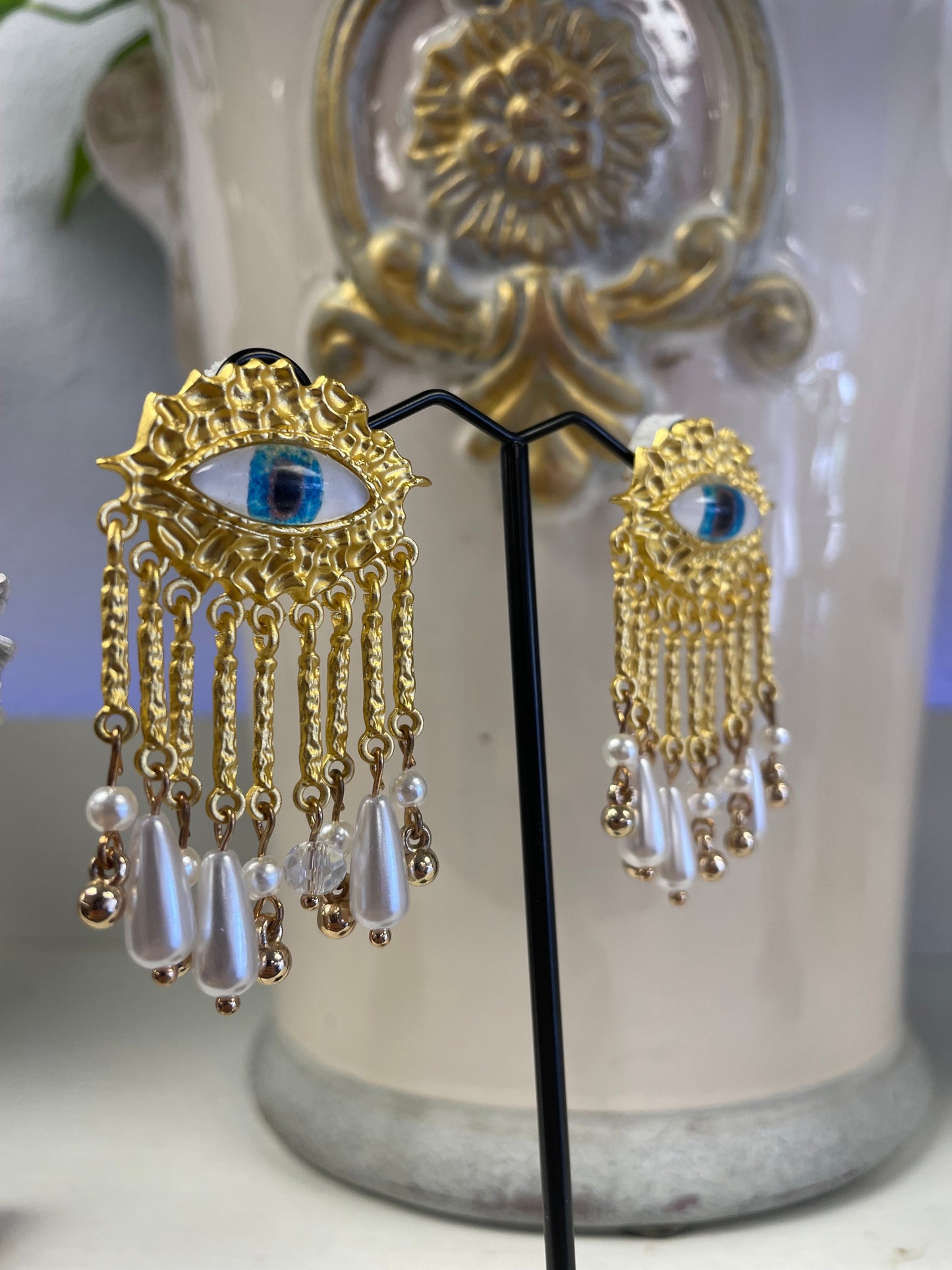 Eye Post Earrings