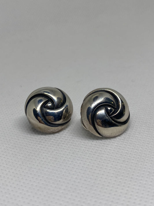 James Avery Retired Swirl Earrings