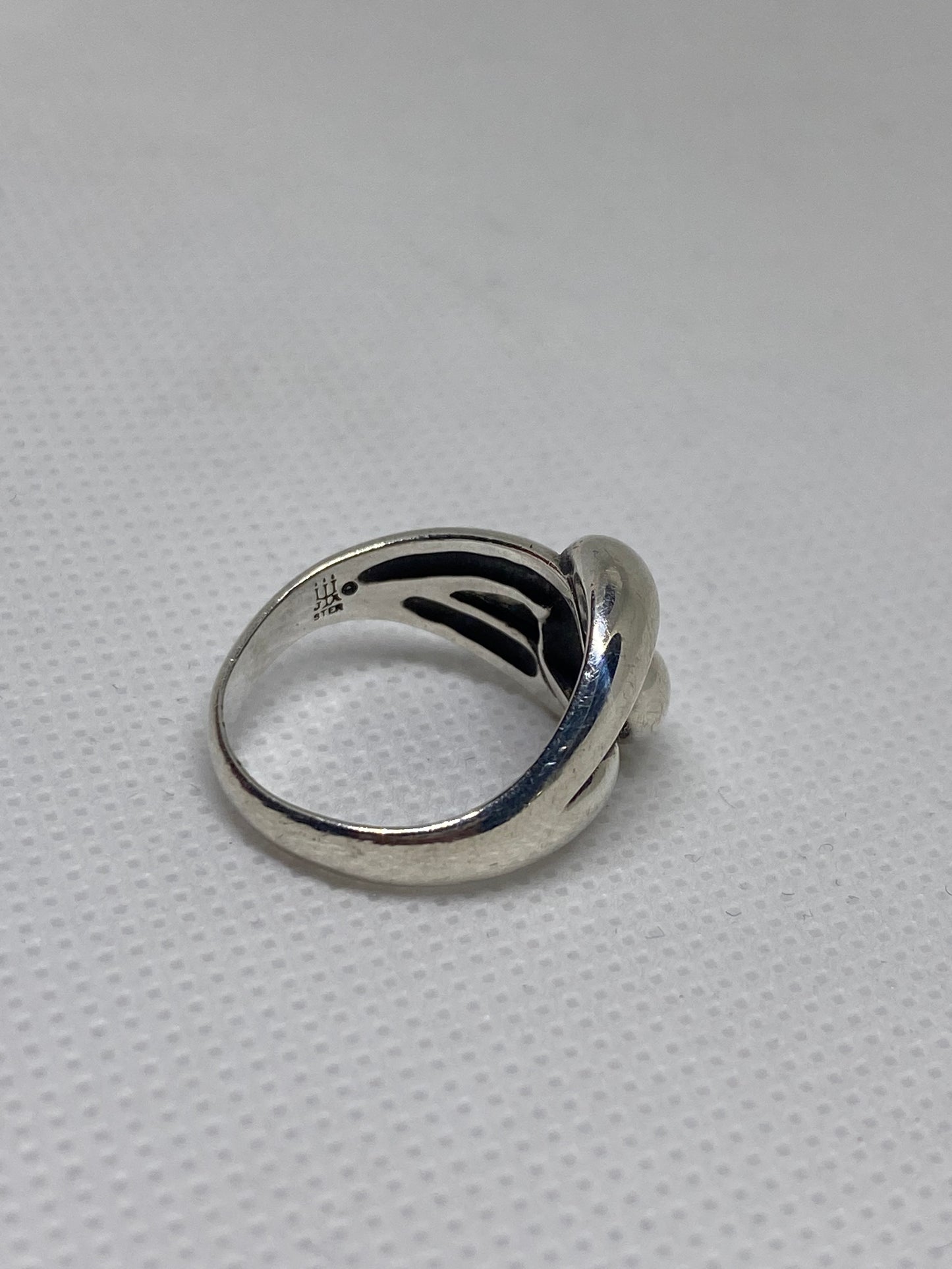 James Avery Retired Cadena Knot Ring Size 7