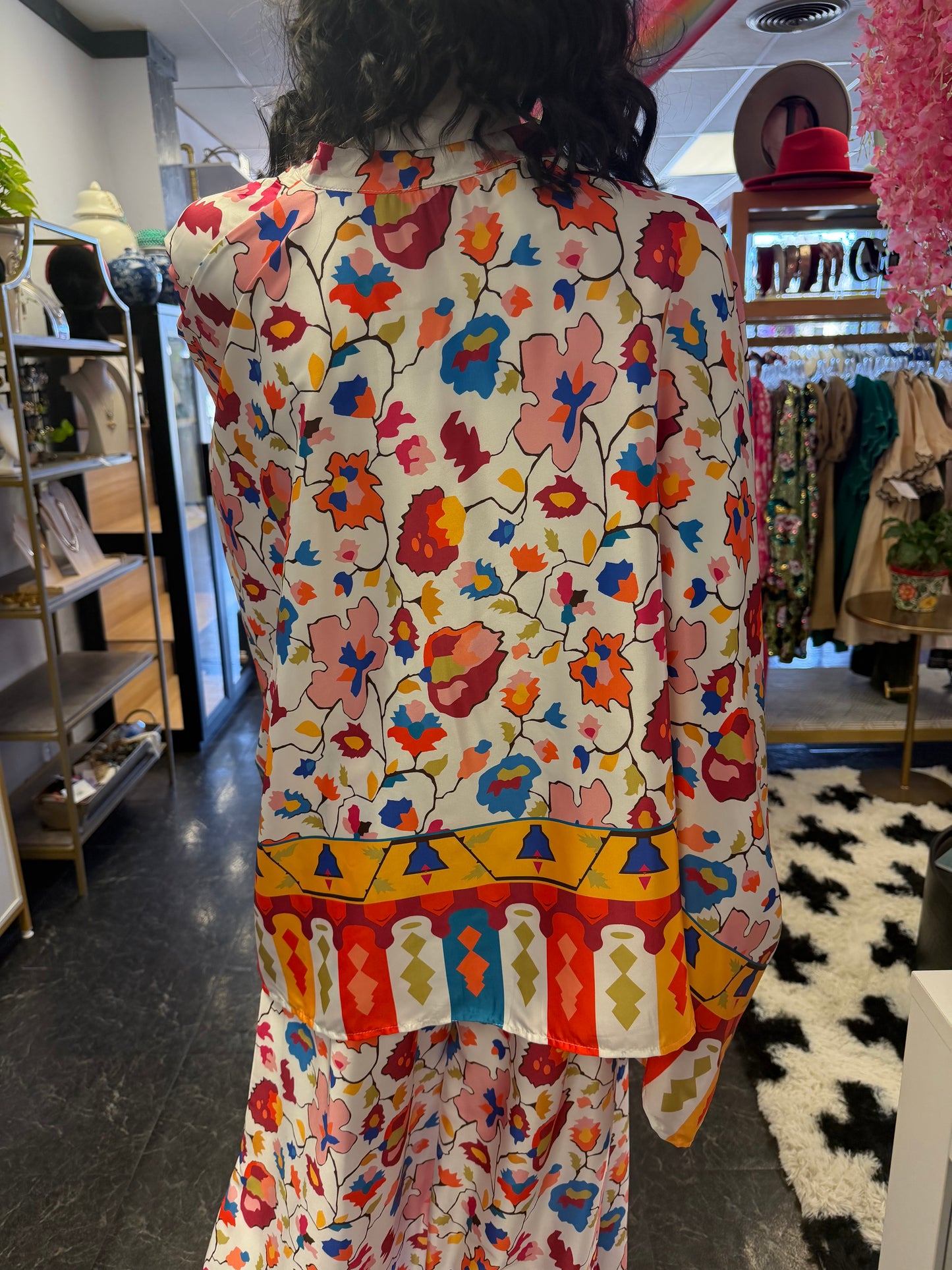 Floral Silk Like 2 Piece Set AMAZING!!!