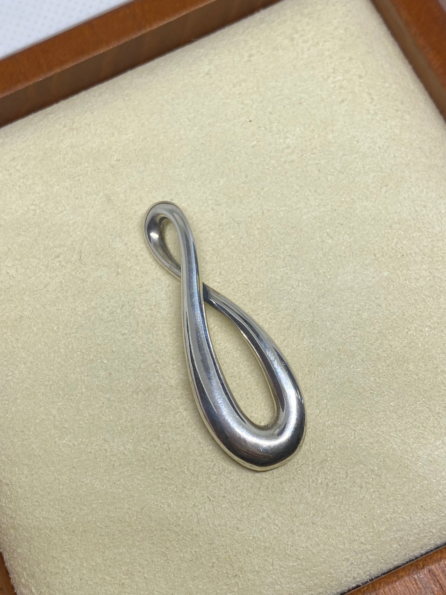 James Avery Retired Infinity Drop Pendant