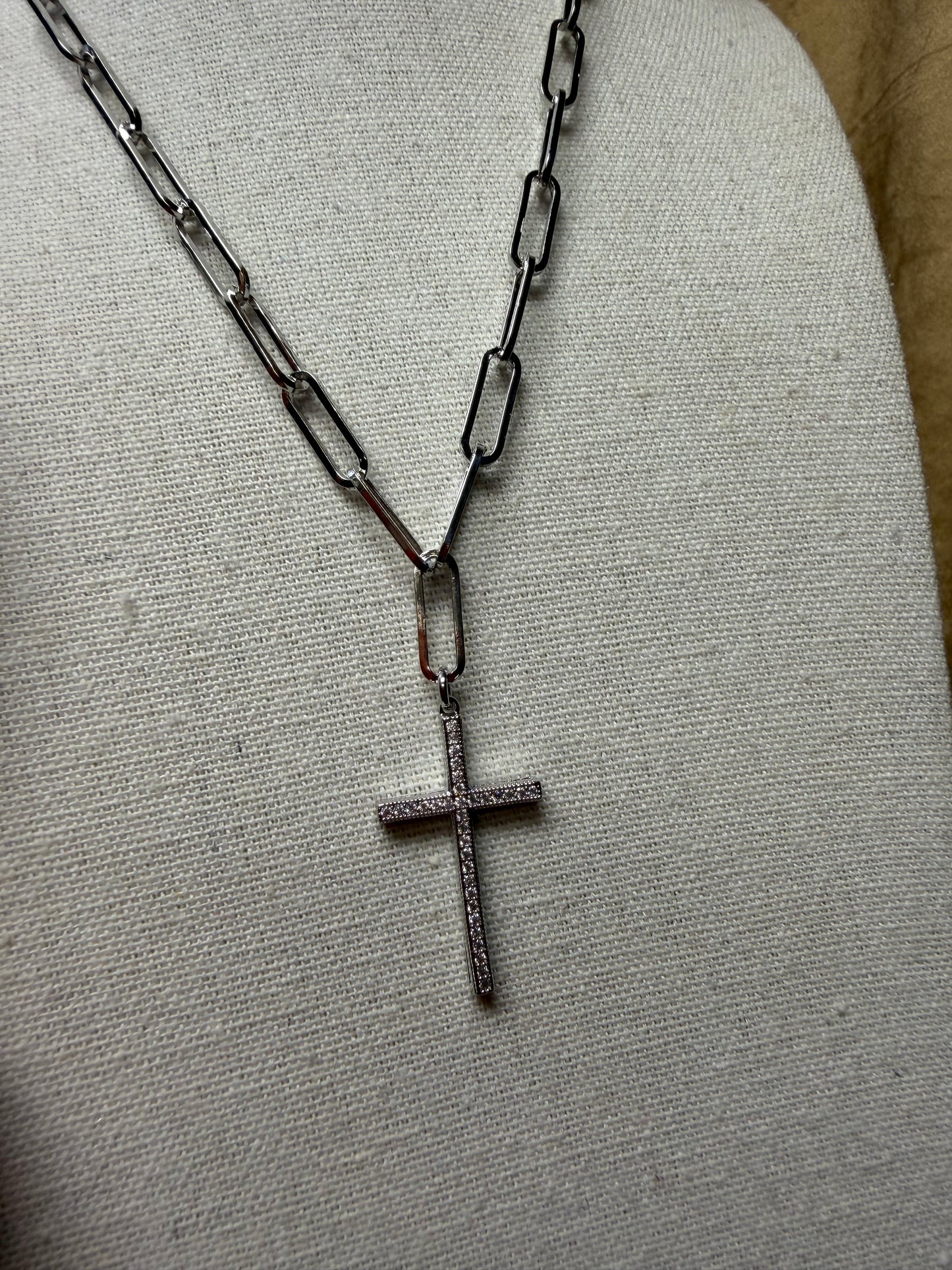 MX Crystal Cross On Paper Clip Chain