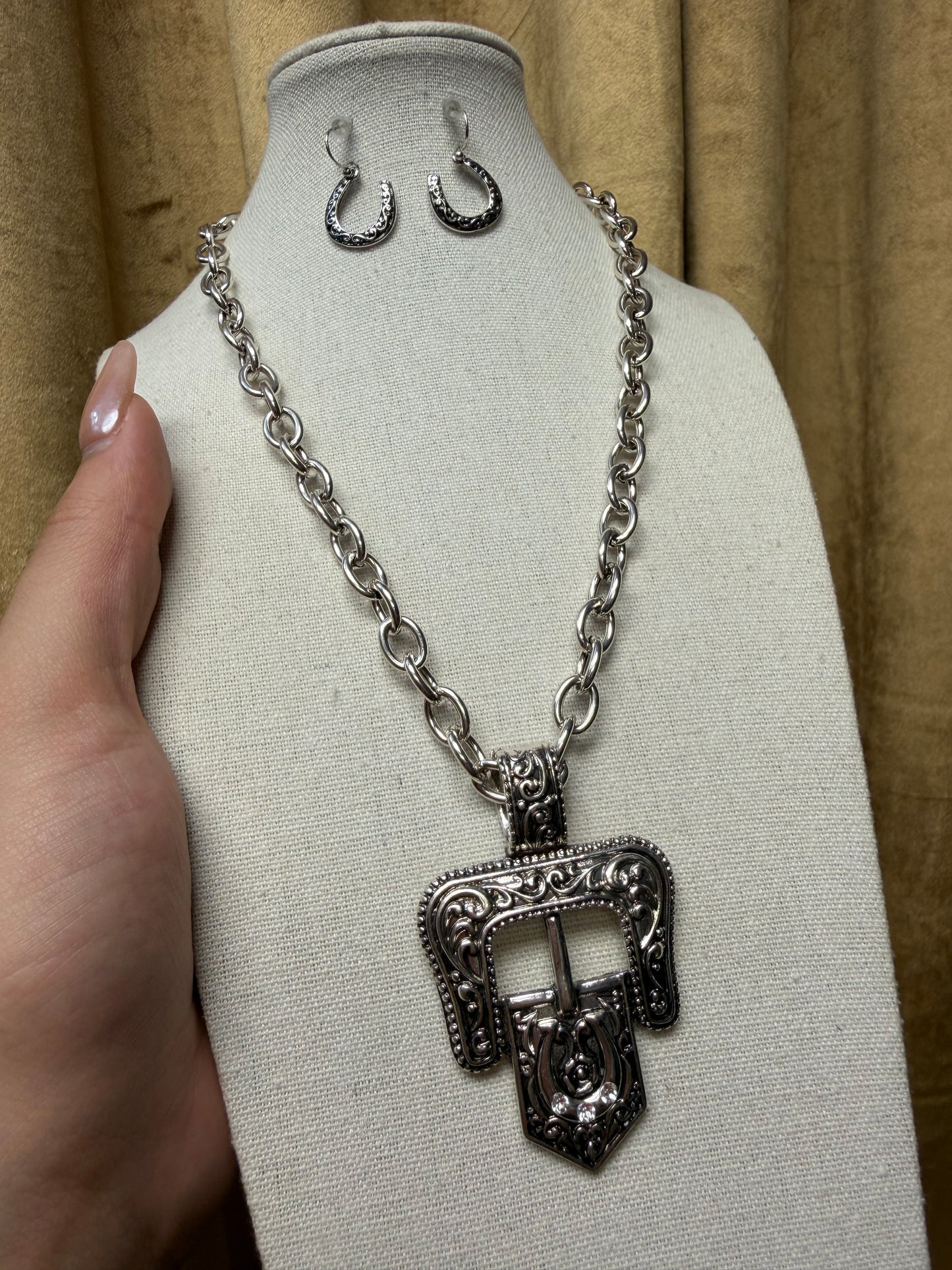 Silver Western Buckle Set