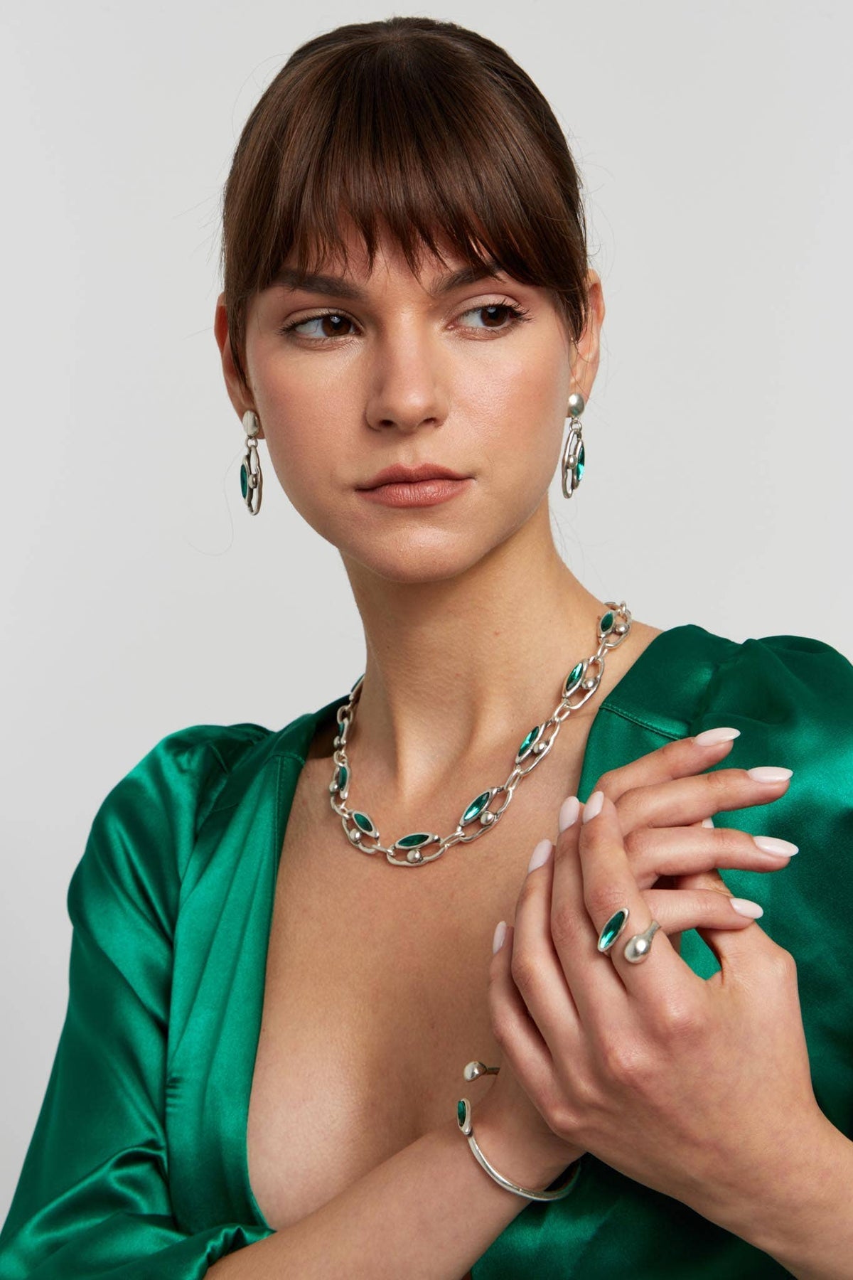 Handmade Green Crystal Pewter Necklace - 3973