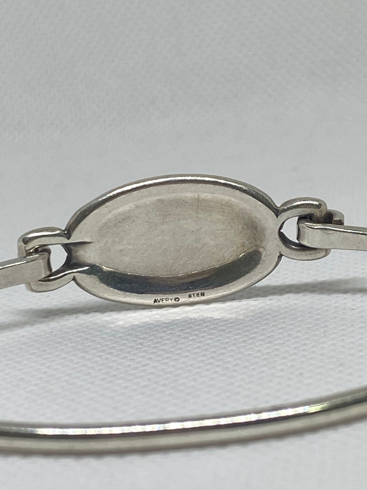 James Avery Retired Oval Hook-On Bracelet Size Medium