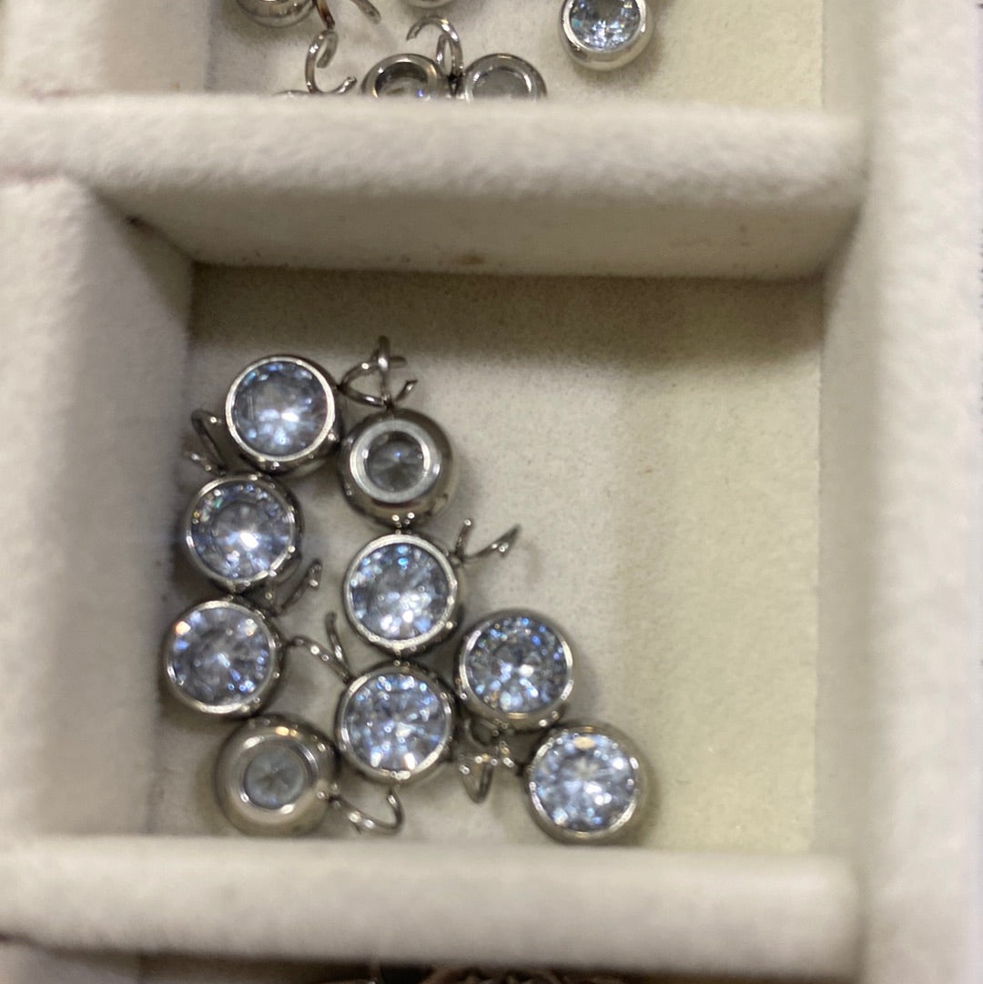 Big Crystal enhancer charms