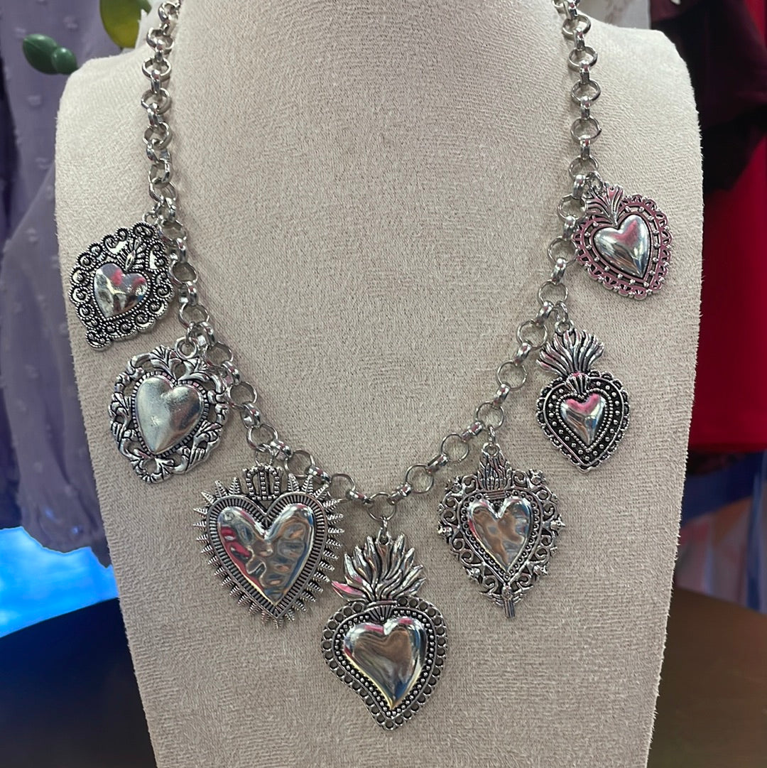 Corazones Necklace