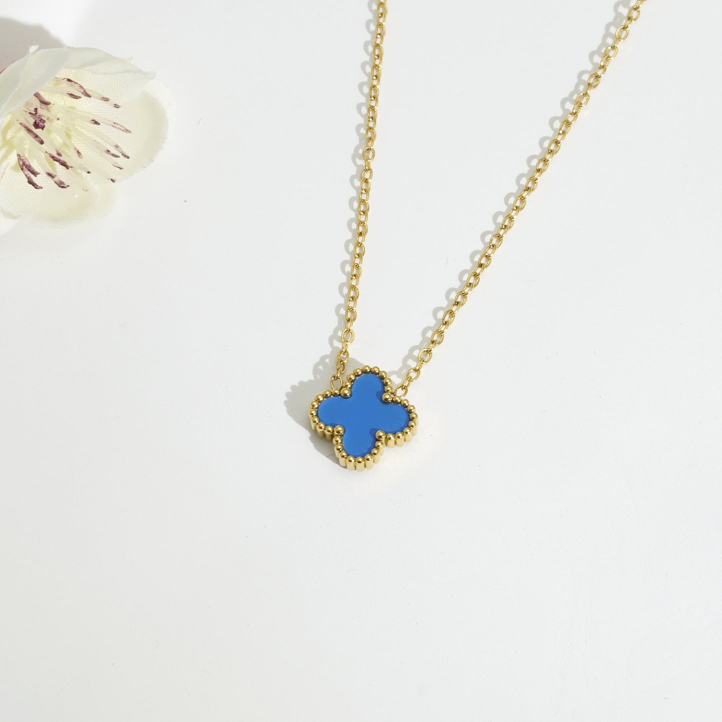 Clover Necklace Gold & Silver