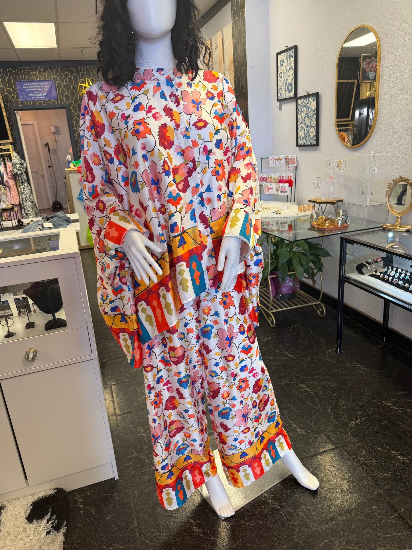 Floral Silk Like 2 Piece Set AMAZING!!!