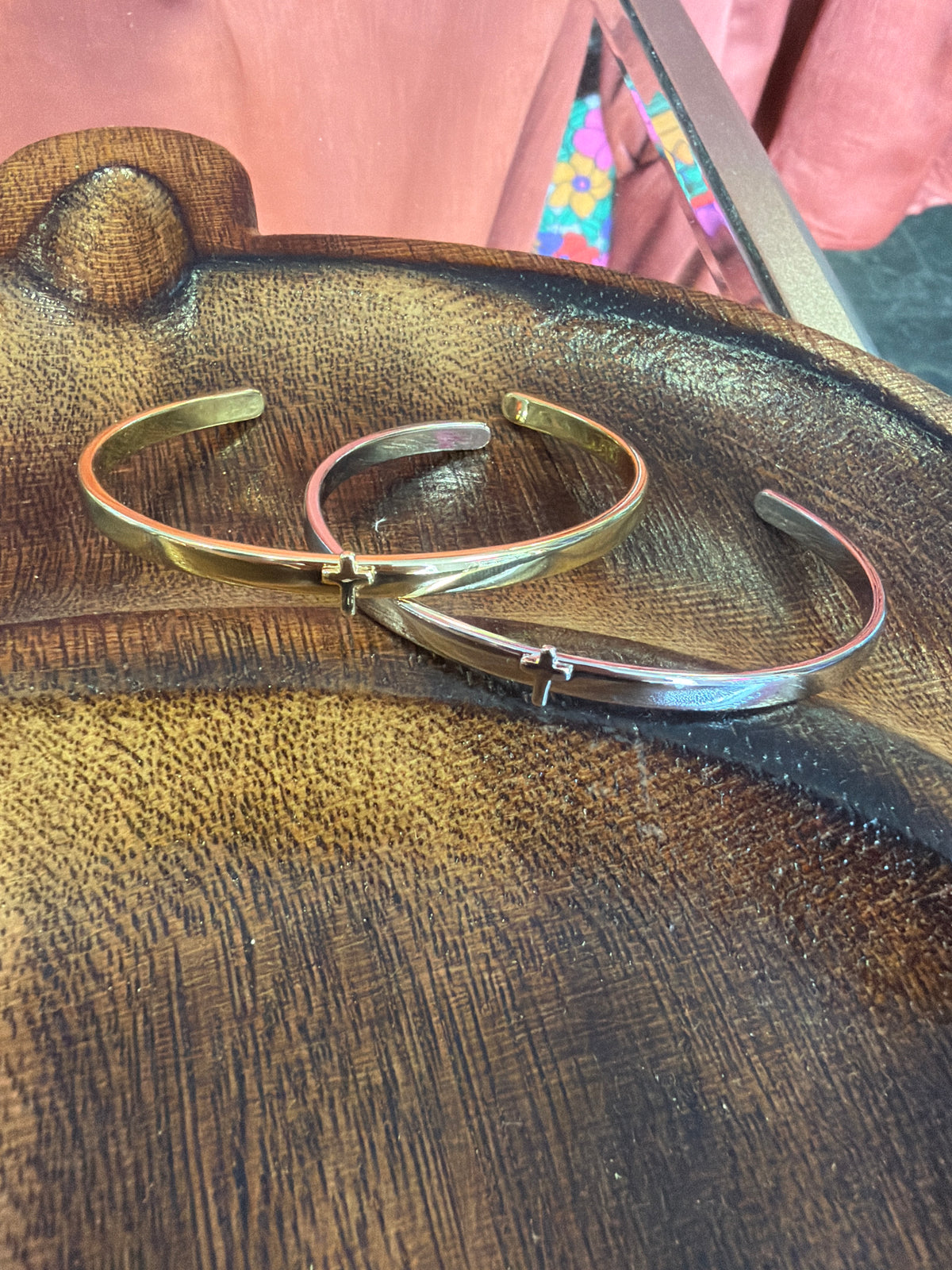 Dainty Cross Cuff