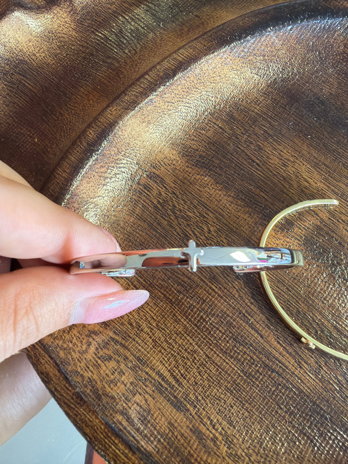 Dainty Cross Cuff