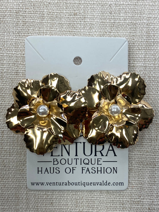 Flower Pearl Post Earring