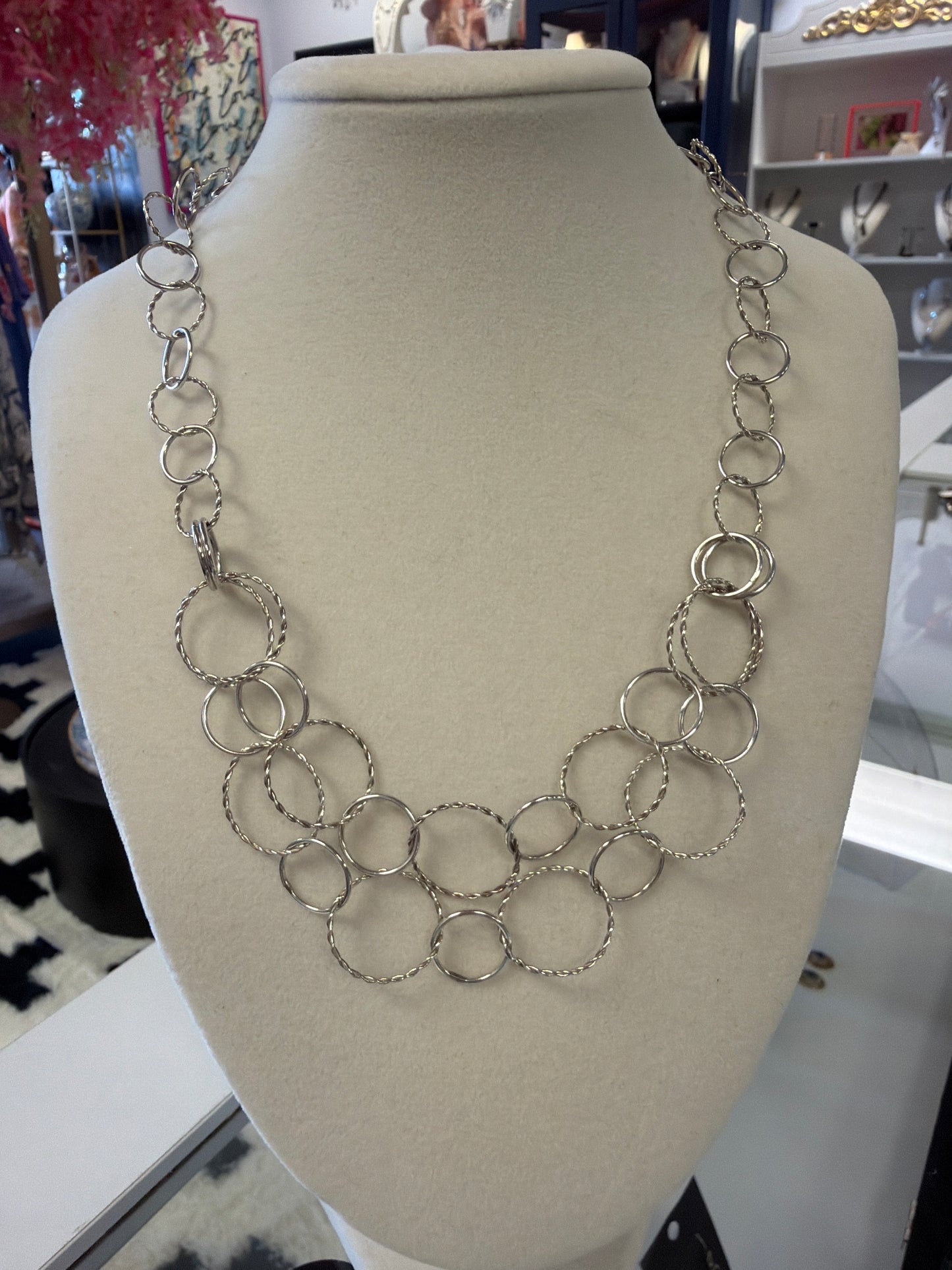 Sterling Silver Connecting Circles Necklace 18 inch