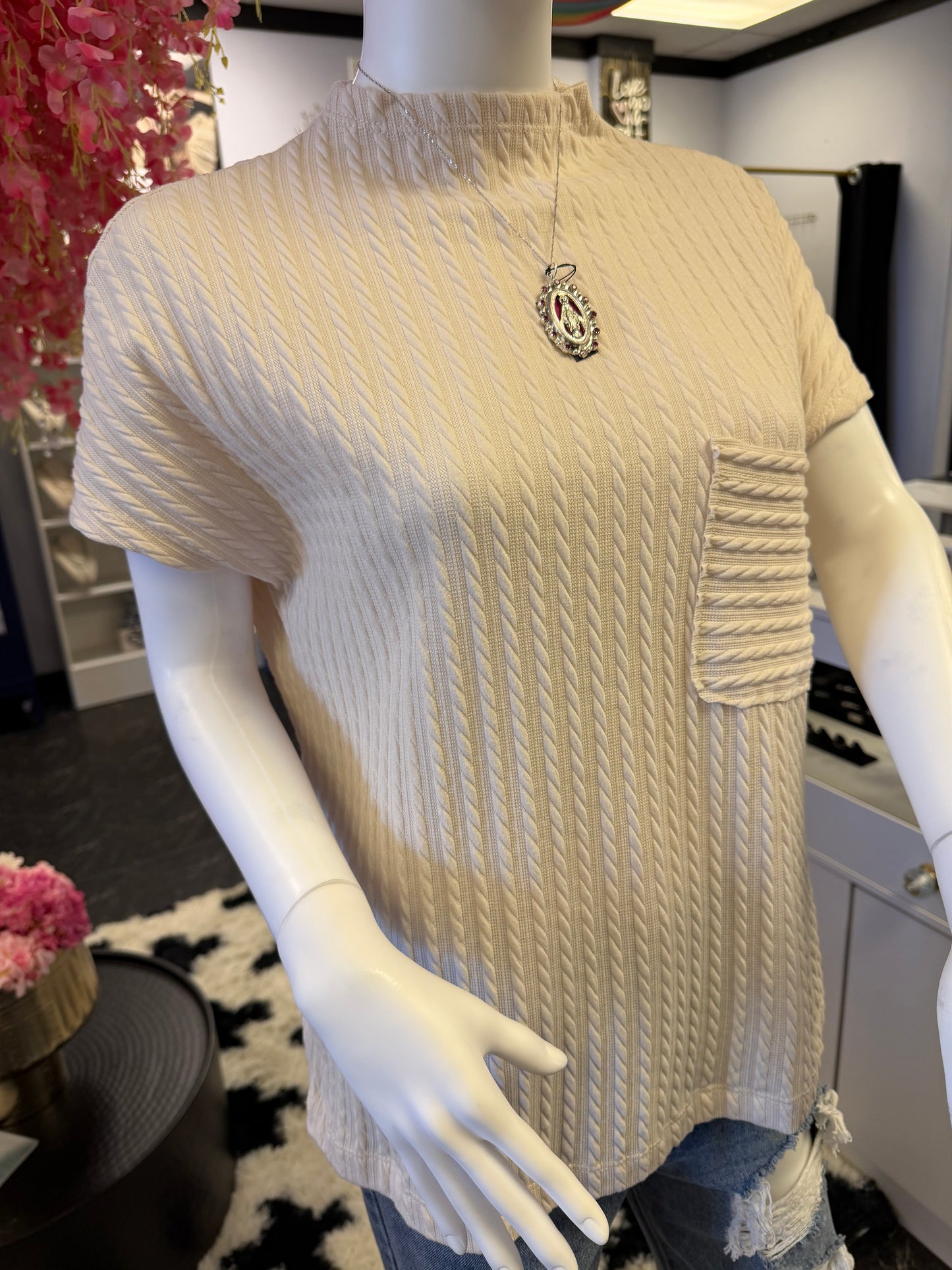 Crème Short Sleeve Mock Neck Front Pocket Top