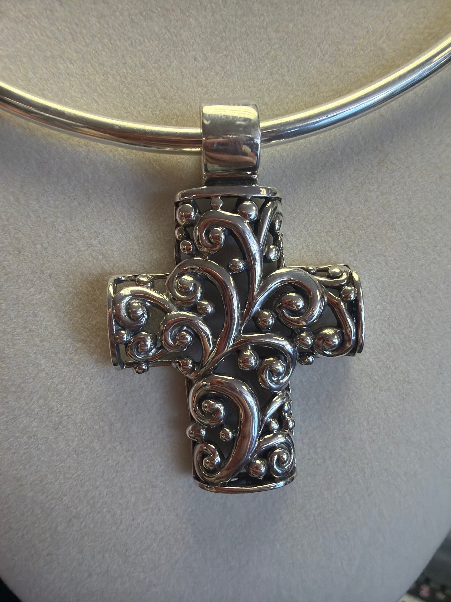 Beautiful Ornate Cross Pendant