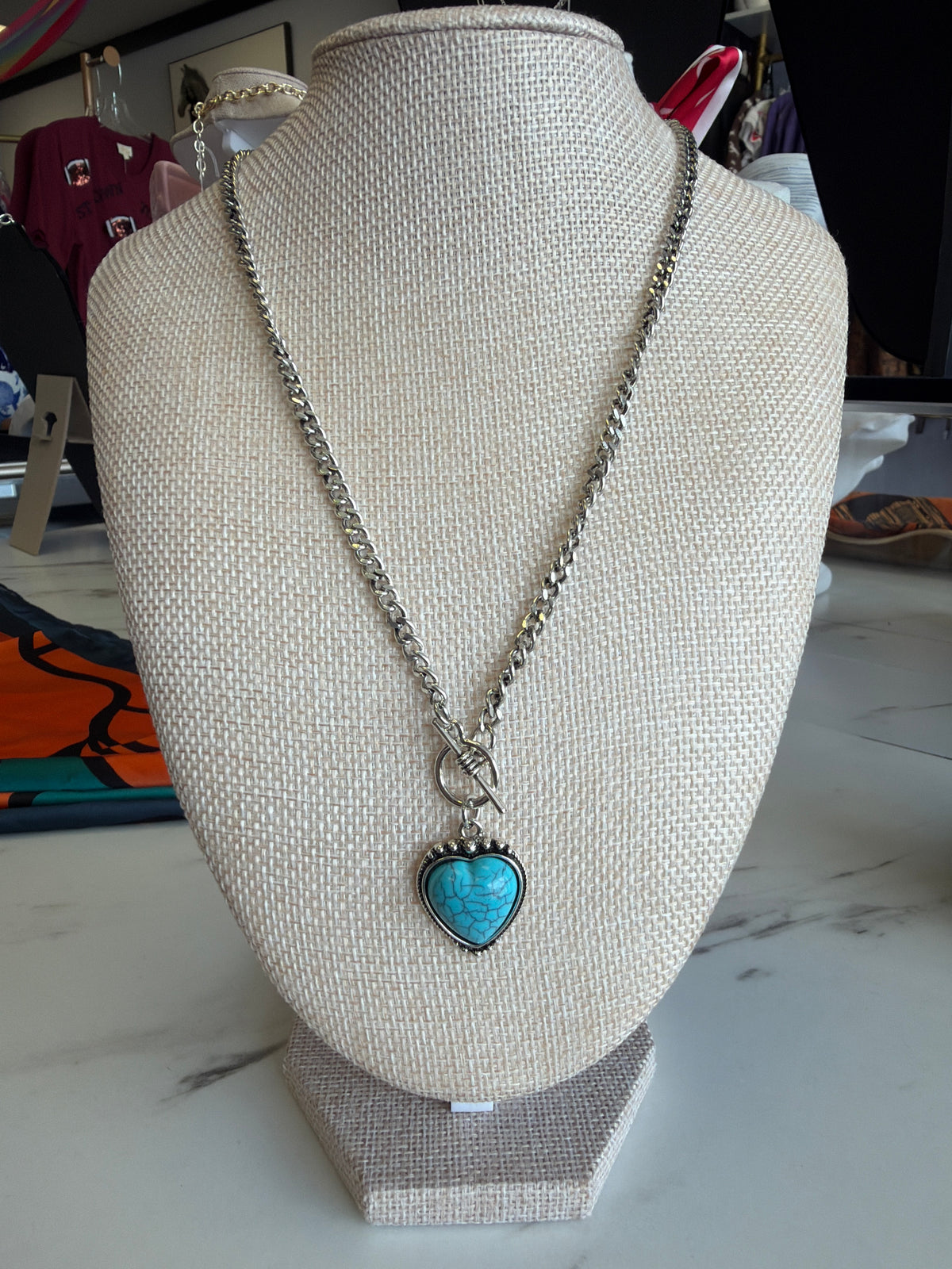 Fashion Turquoise Heart Toggle Necklace