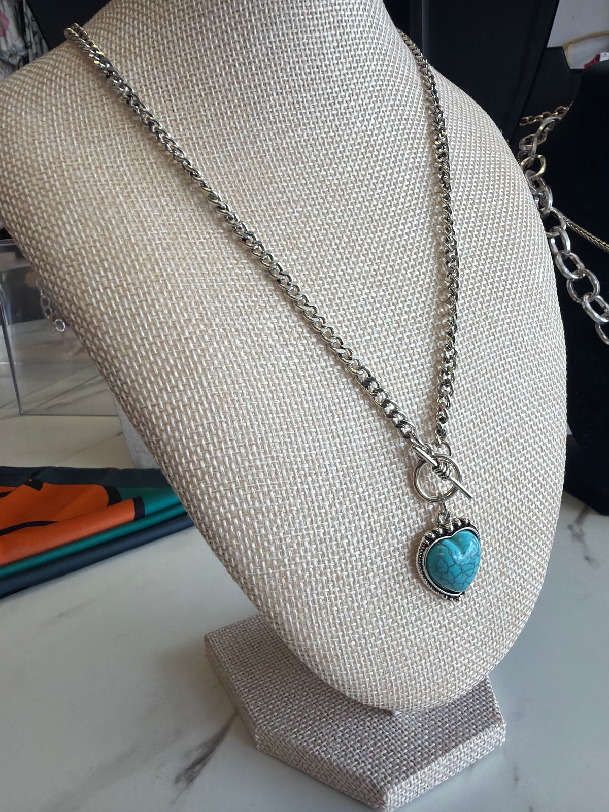 Fashion Turquoise Heart Toggle Necklace