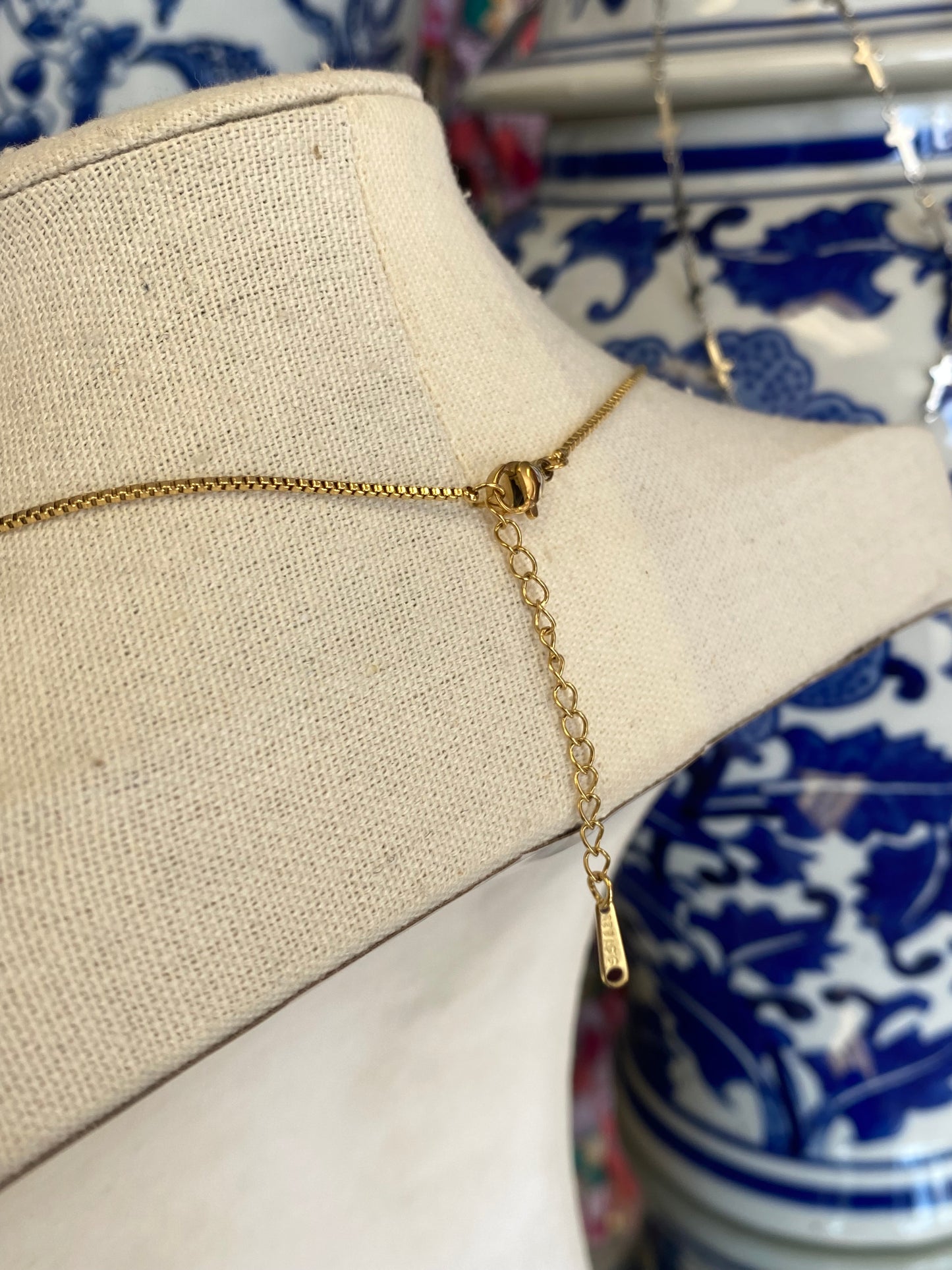 Stainless Steel Gold Side Cross Box Chain