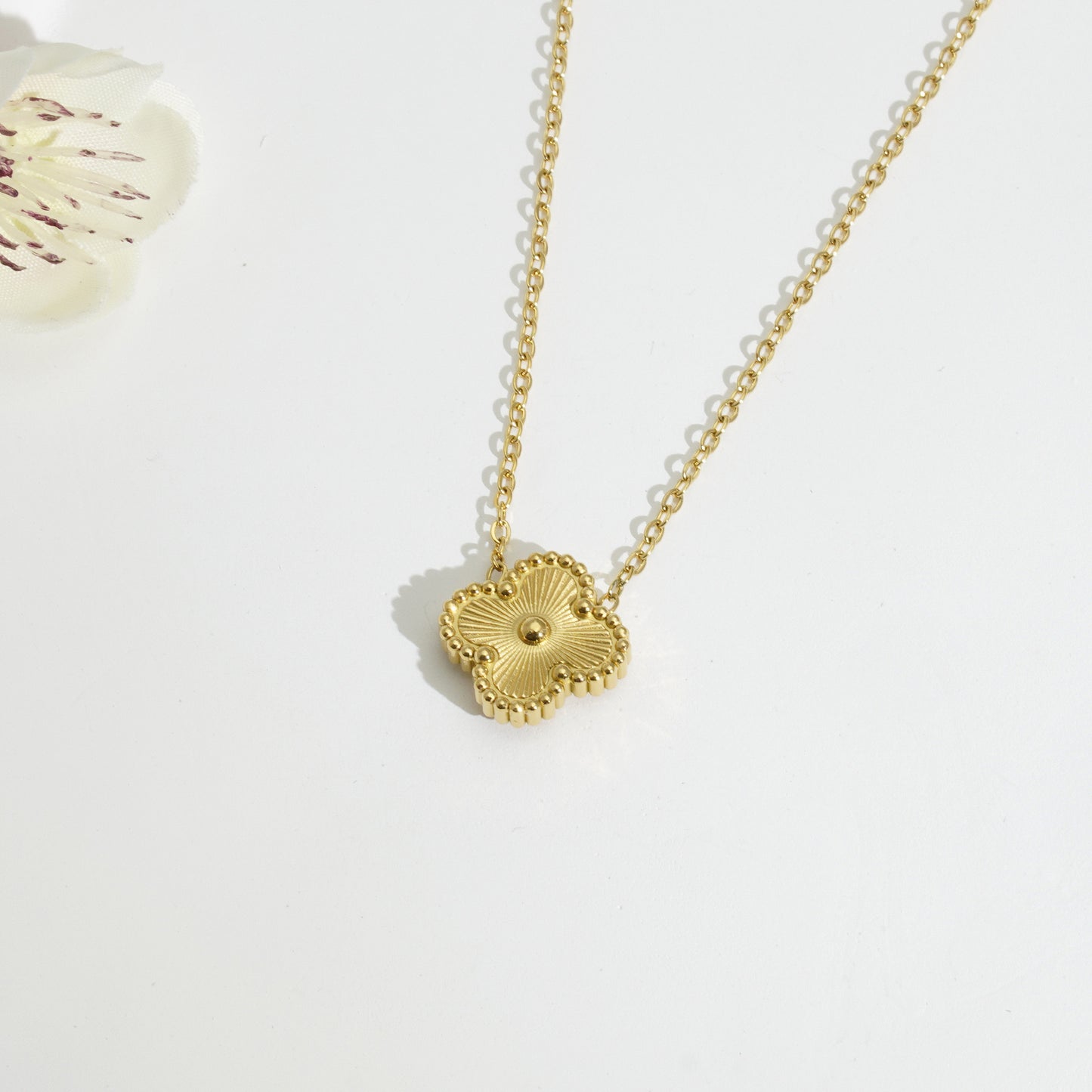 Clover Necklace Gold & Silver