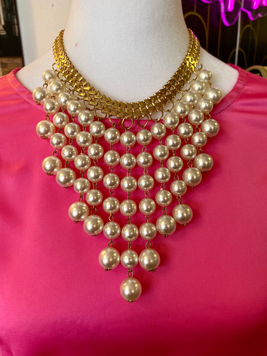 Queen of Pearls Necklace