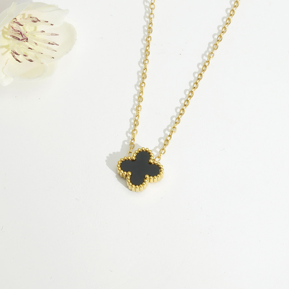 Clover Necklace Gold & Silver