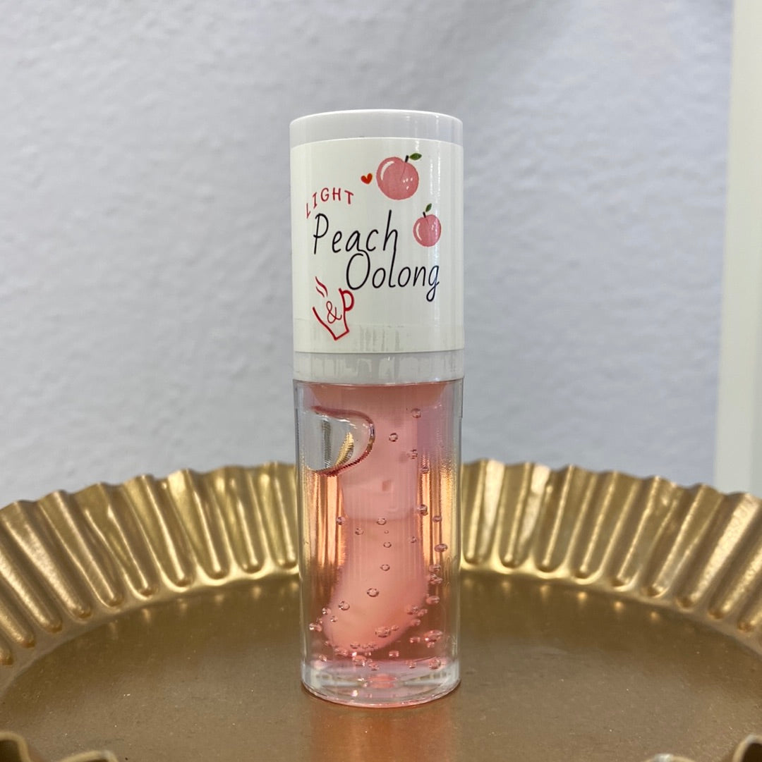 Moisturizing Lip Essence Oil