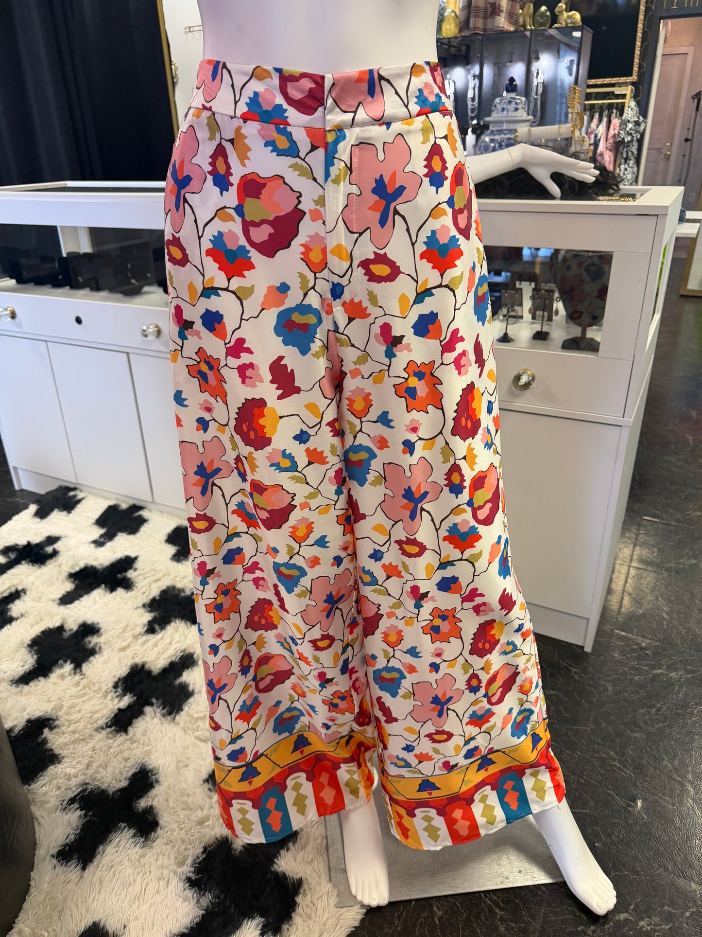 Floral Silk Like 2 Piece Set AMAZING!!!