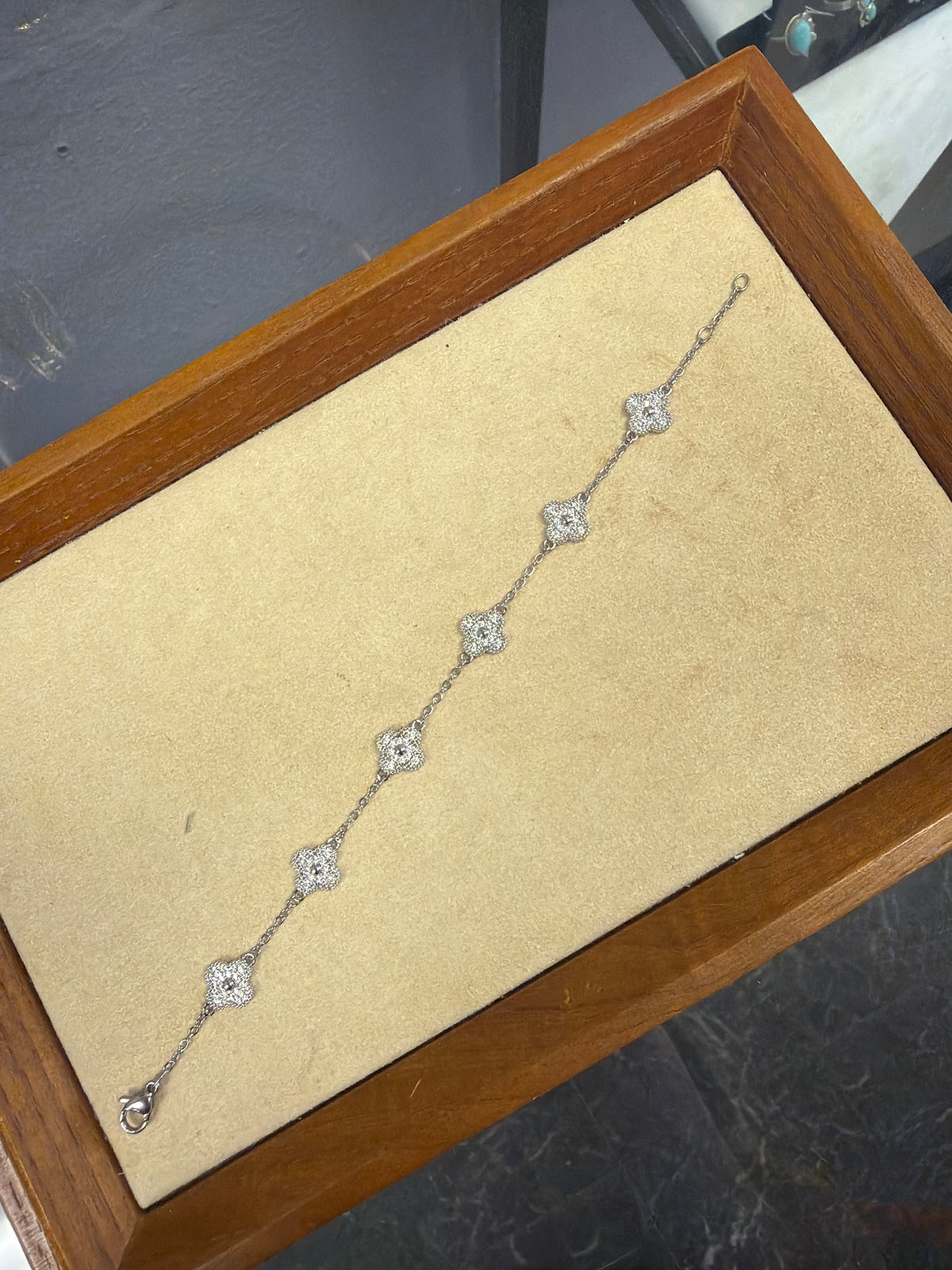 Crystal Clover Bracelet