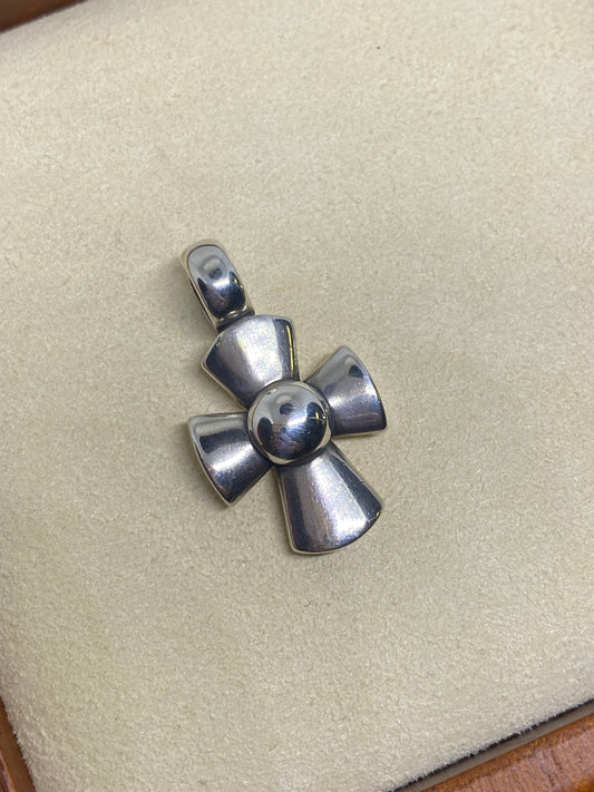 James Avery Retired Beacon Cross Pendant