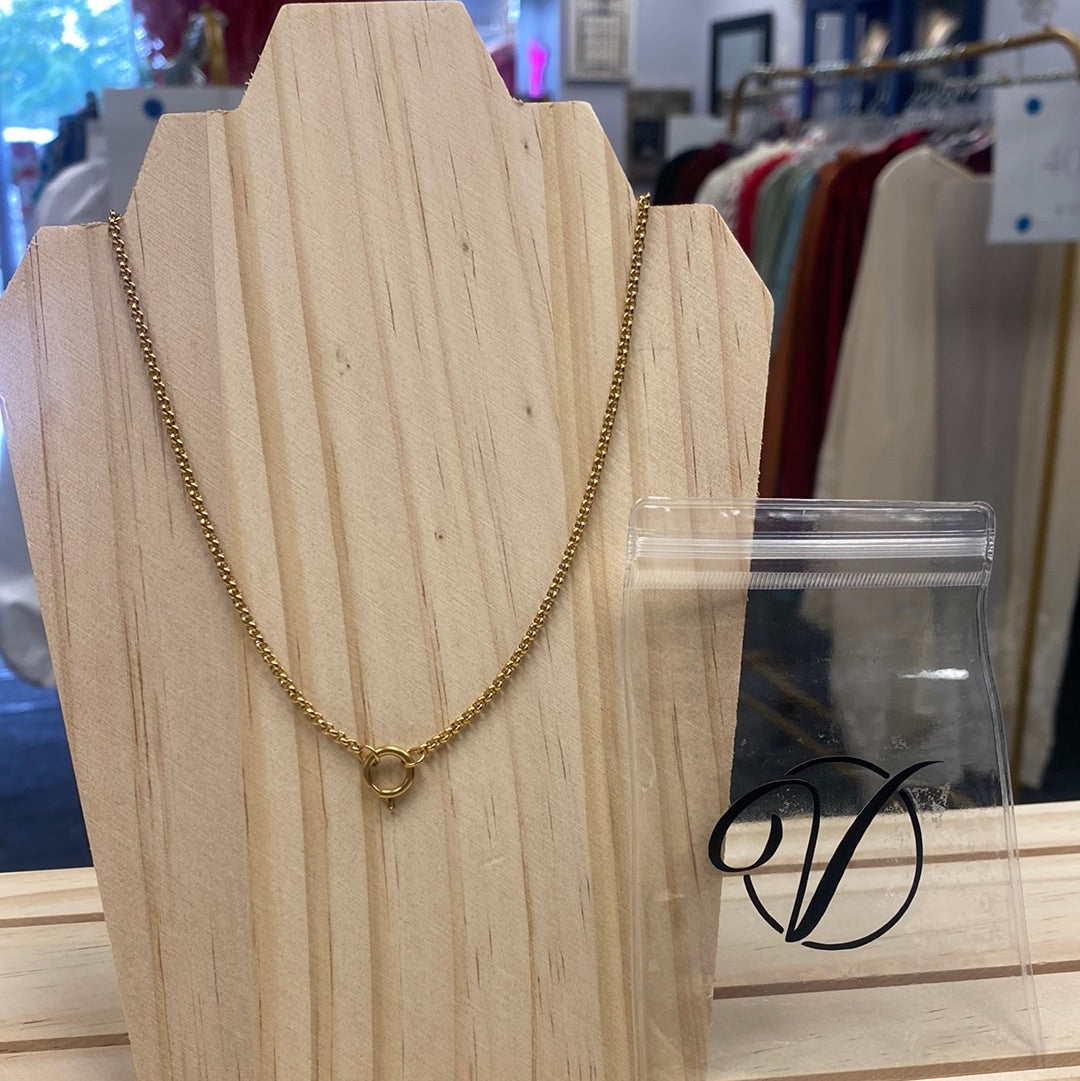 Hardy Chain Charm Holder