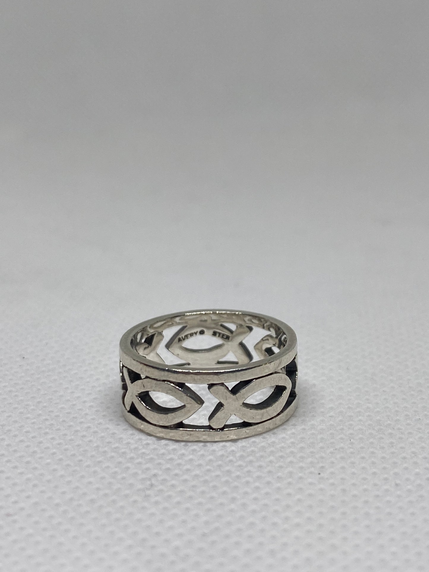 James Avery Retired Ichthus Fish Ring Size 6